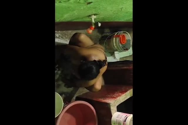 Neighbour Aunty Caught Bathing in MMS
