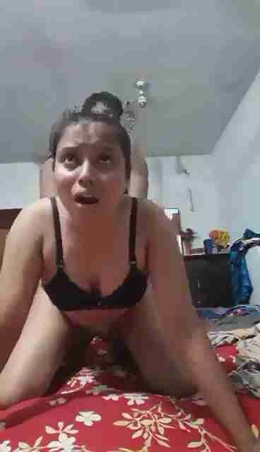 Viral Indian MMS of Real Bengali Couple Passion in Private