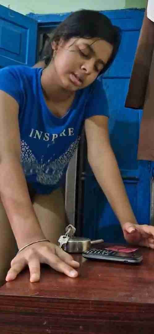 Desi MMS Leaked of Horny Girl Standing Doggy with Her Desi Guy