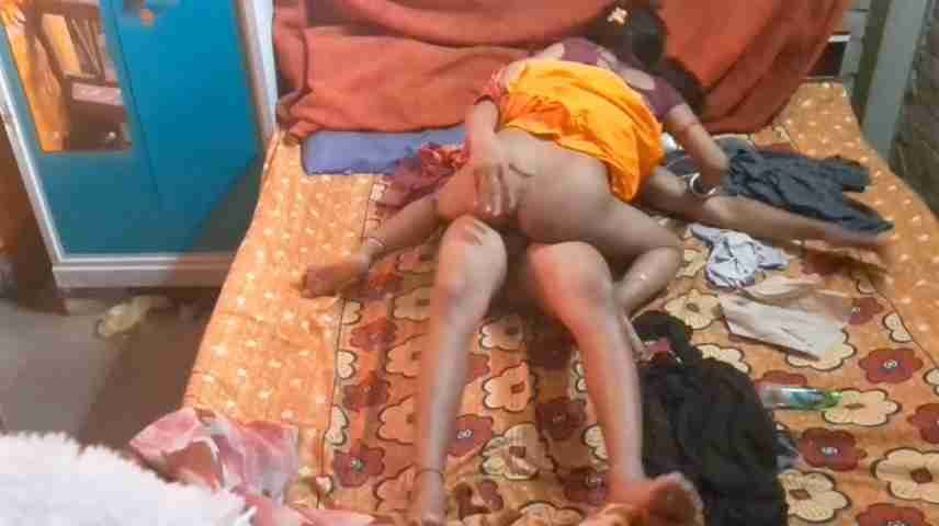 Desi Housewife MMS Leaked with Husband