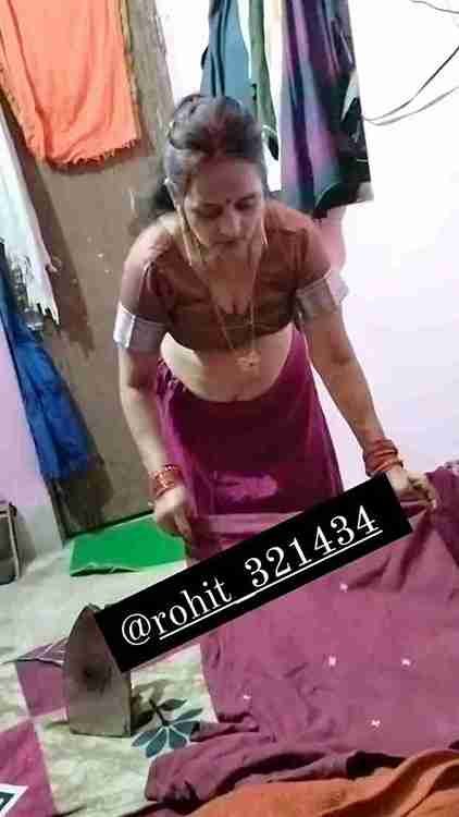Saree Changing Desi Mother Caught Nude on Camera