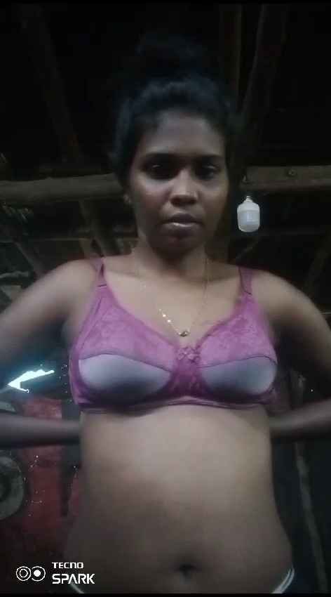 Sexy village gf shows her nude body while fucking in this desi mms