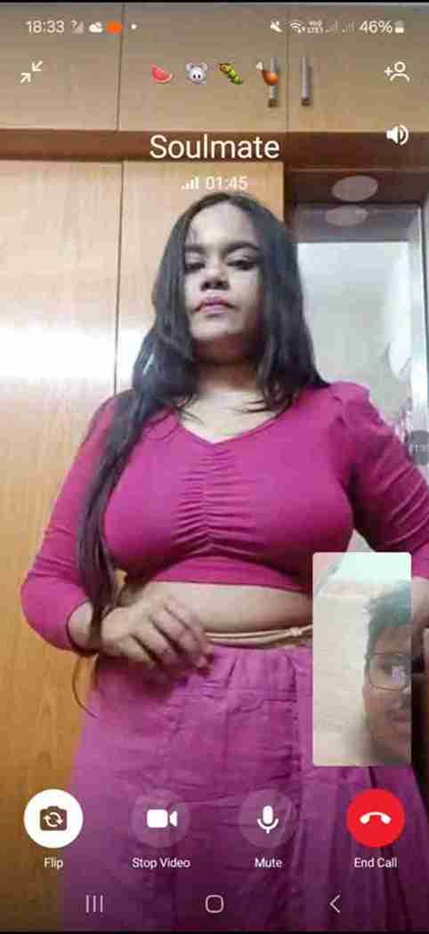 Pornstar Soulmate Nude While Changing Dress Live