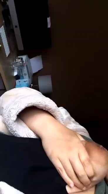 horny indian girl shows nude boobs leaked
