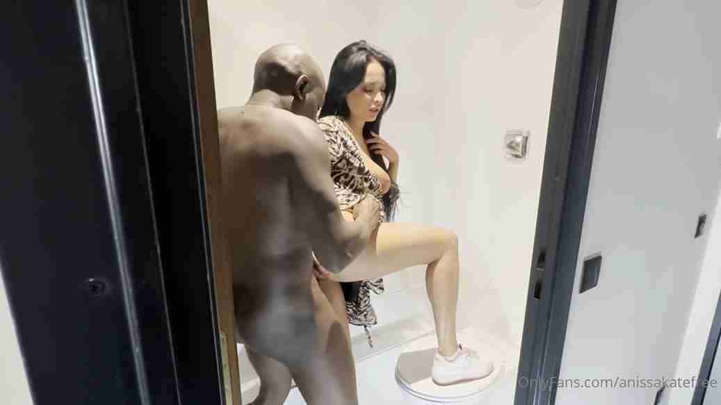 Hot Anissa Kate Onlyfans Leaked XXX Nude Cabin Fuck With Her BBC Lover