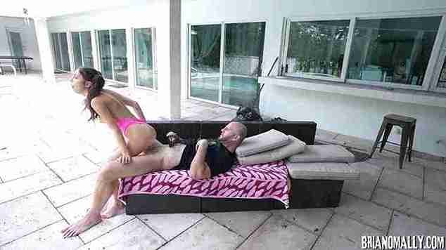 Eva Generosi petite Eva Generosi gets drilled outside and gets a big creampie Eva Generosi petite Eva Generosi gets drilled outside and gets a big creampie