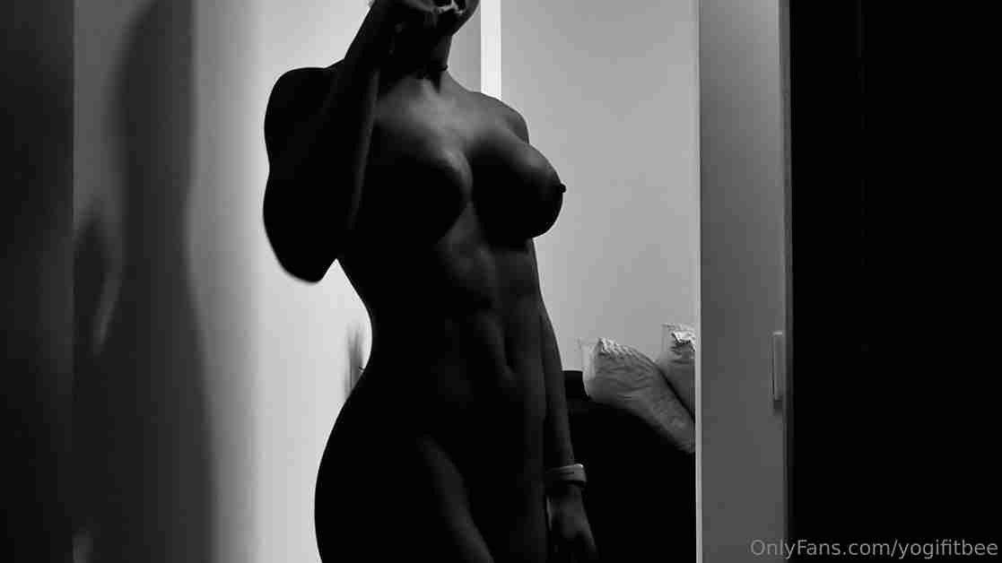 Belle De Jour – Erotic Morning Sex In Black And White With Sensual Brush Strokes