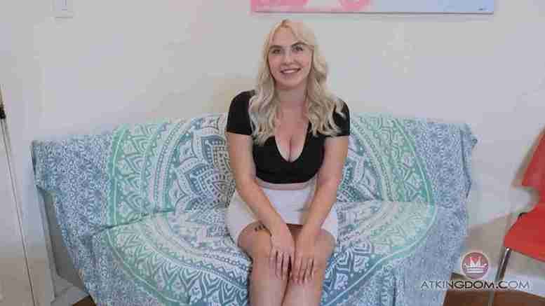 Maisey Monroe – Sexy Interview Turns Into Oral Porn And Wild Fuck