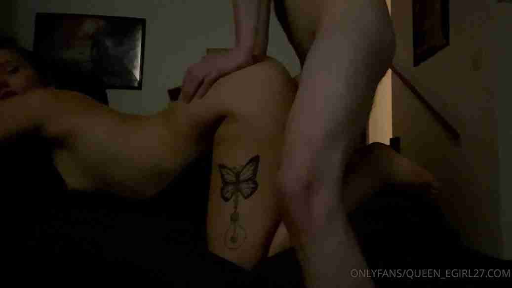 Queen Egirl27 – Sexy Brunette Riding Hard With Creamy Orgasm And Wild Porn Energy